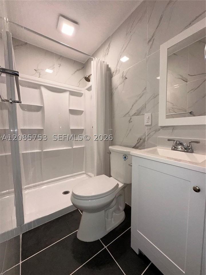 4441 Nw 60th St #4441 - Photo 2 of 6