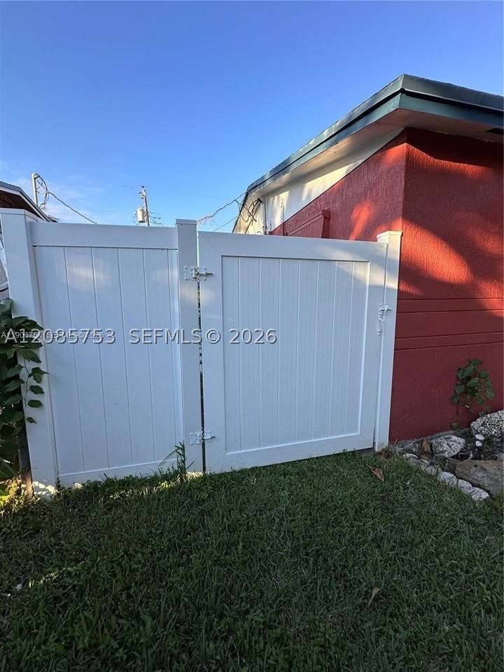 4441 Nw 60th St #4441 - Photo 6 of 6
