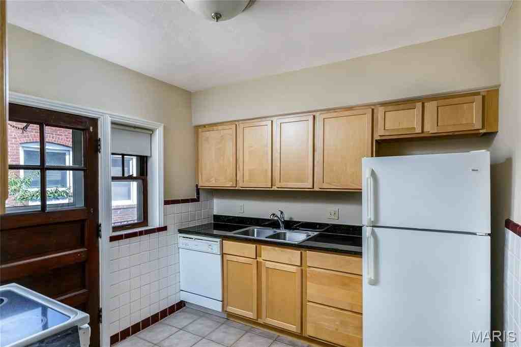 6601 Alamo Ave #2W - Photo 6 of 14