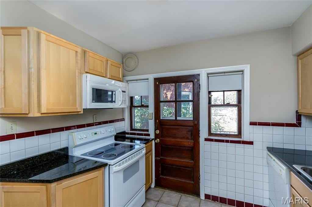 6601 Alamo Ave #2W - Photo 7 of 14