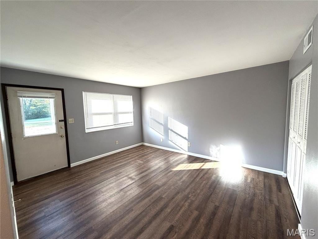 1501 La Salle St - Photo 3 of 8