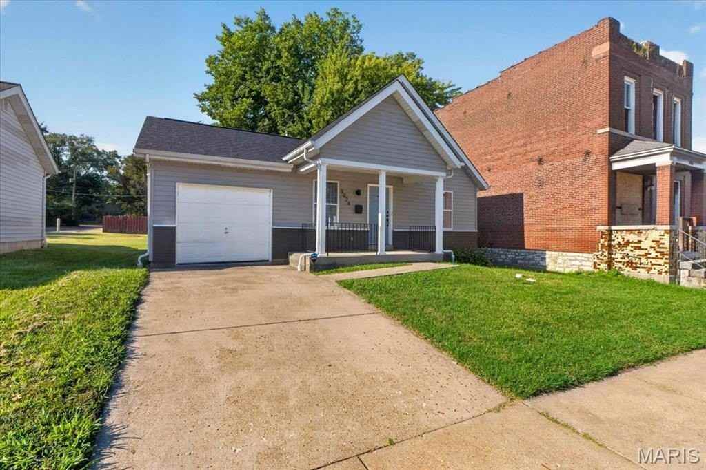 3024 Caroline St - Photo 3 of 36
