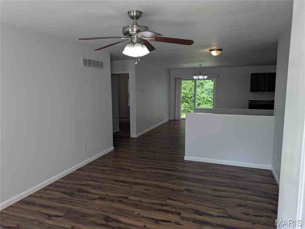 9 Norman Dr - Photo 2 of 10