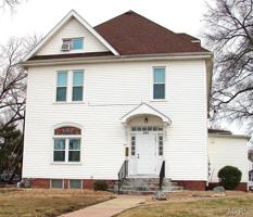 featured image of 420 E Vandalia St #B1