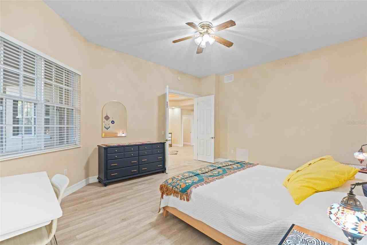 6100 Jessie Harbor Dr #202 - Photo 7 of 50