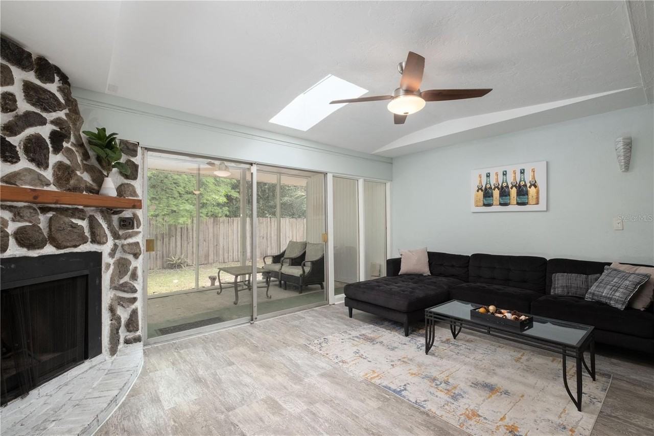 729 Nw 34th St - Photo 7 of 32