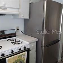 2001 San Marcos Dr Se #2 - Photo 3 of 8