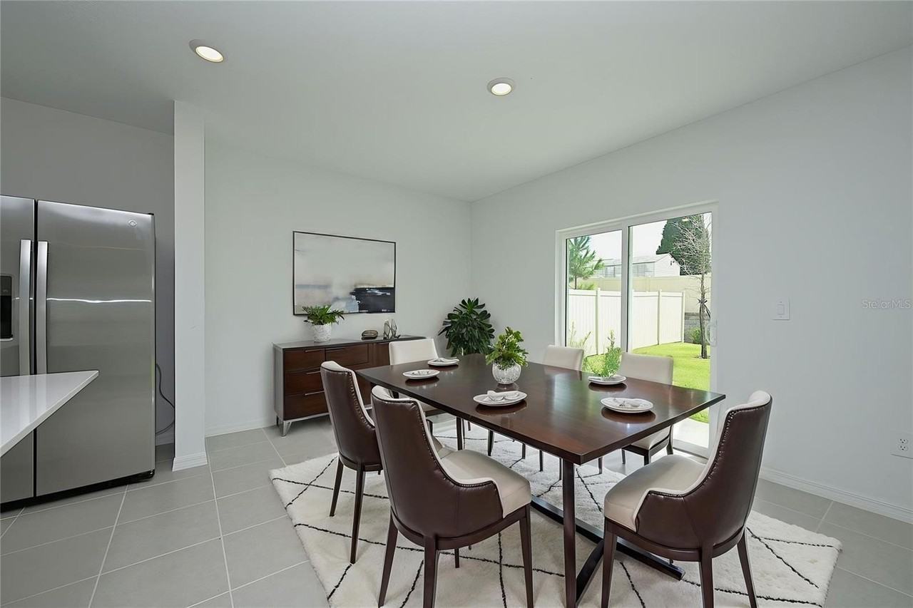 7847 Abagail Dr - Photo 6 of 43