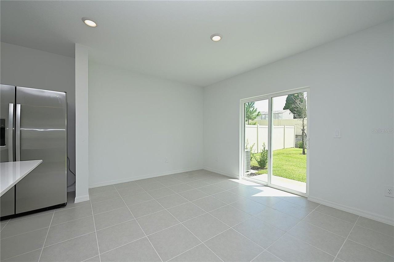 7847 Abagail Dr - Photo 7 of 43