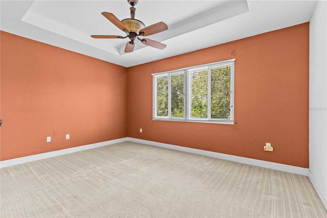 8302 Riverdale Ln - Photo 3 of 24