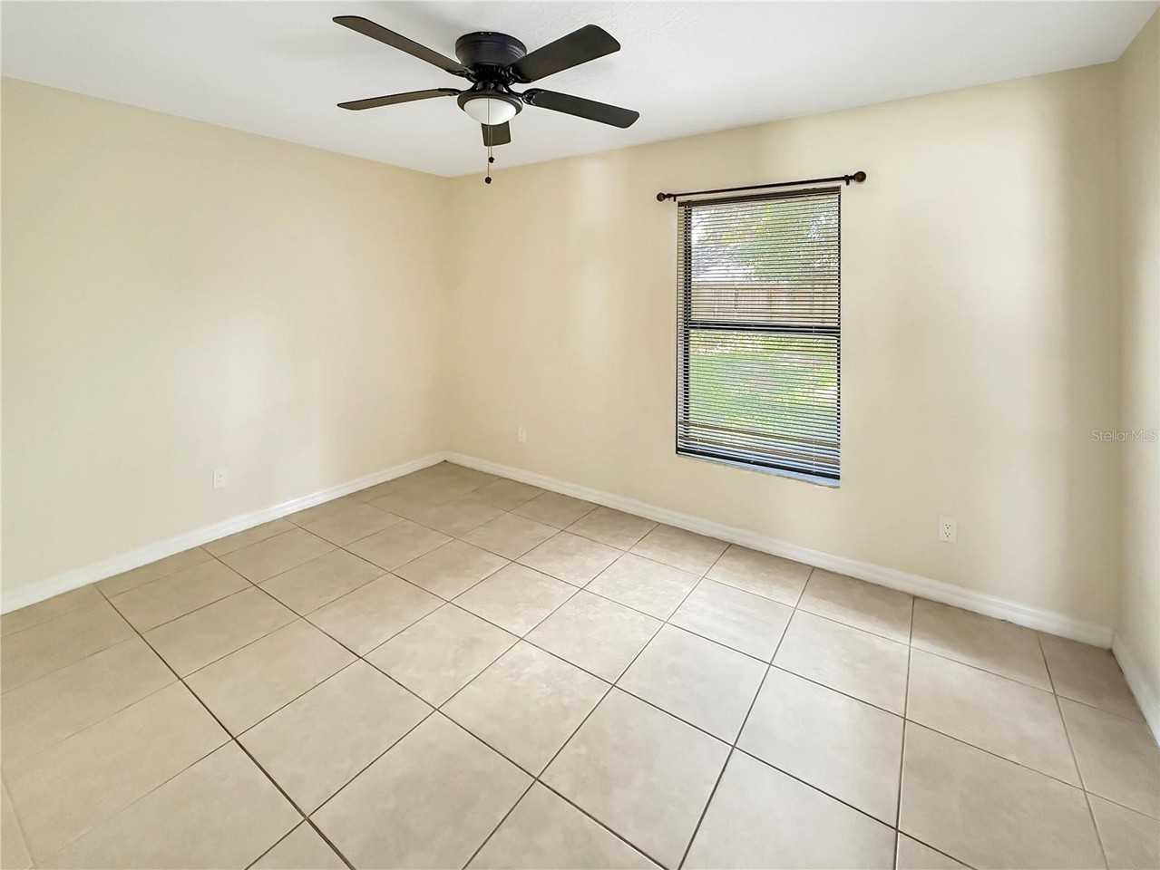 1340 4th St - Photo 5 of 28