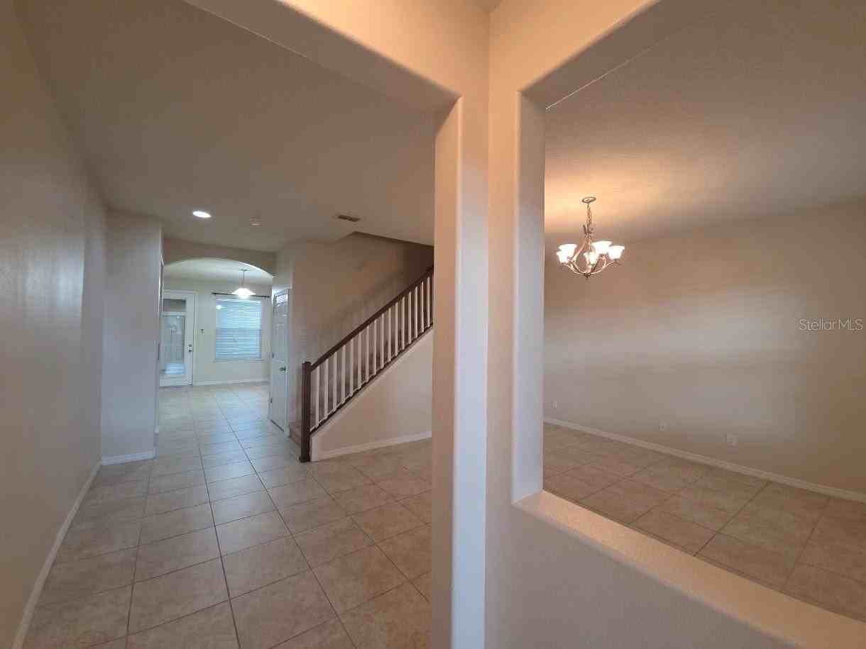 8428 Iron Mountain Trl - Photo 4 of 41