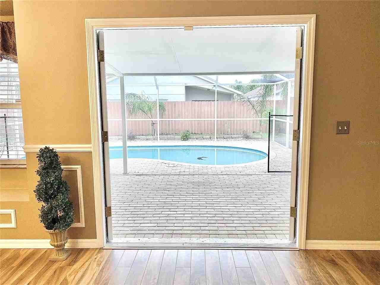 22815 Richardson Ln - Photo 5 of 25