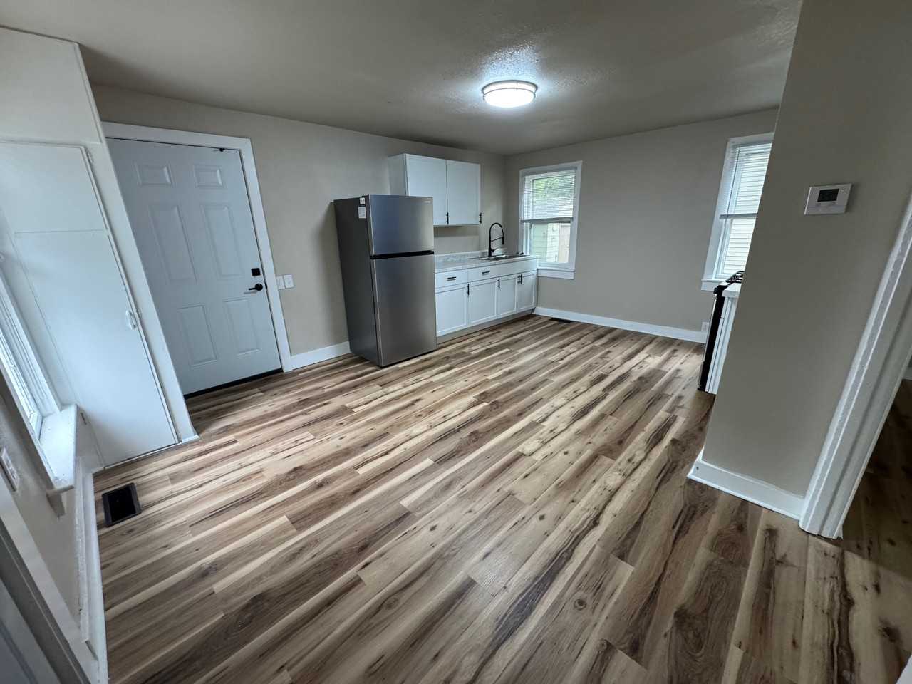 407 W 16th Ave #1 - Photo 4 of 19