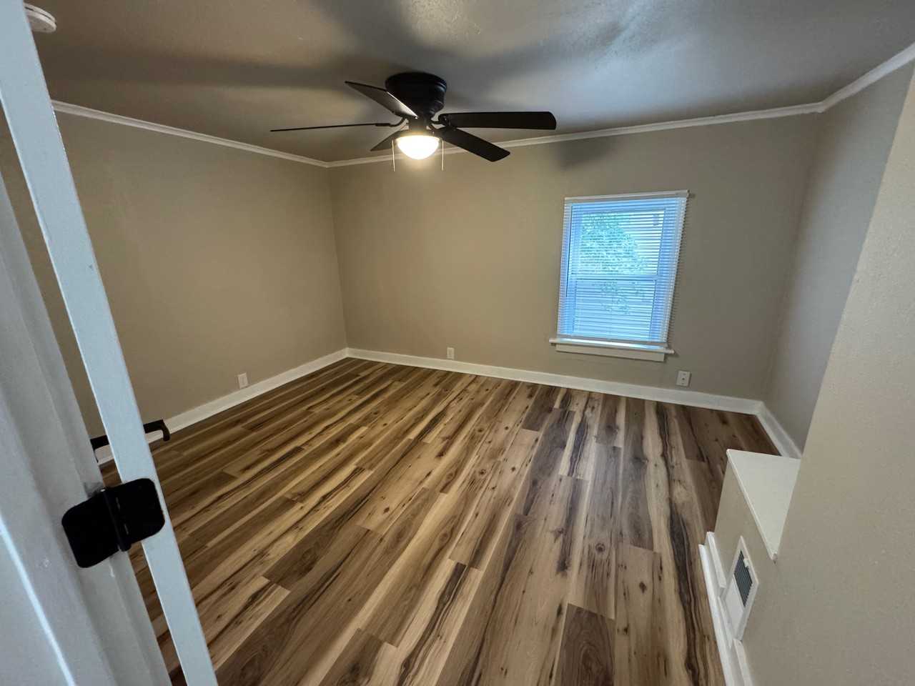 407 W 16th Ave #1 - Photo 6 of 19