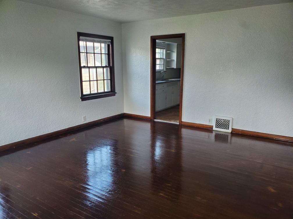 2702 Prast Blvd #1 - Photo 4 of 14