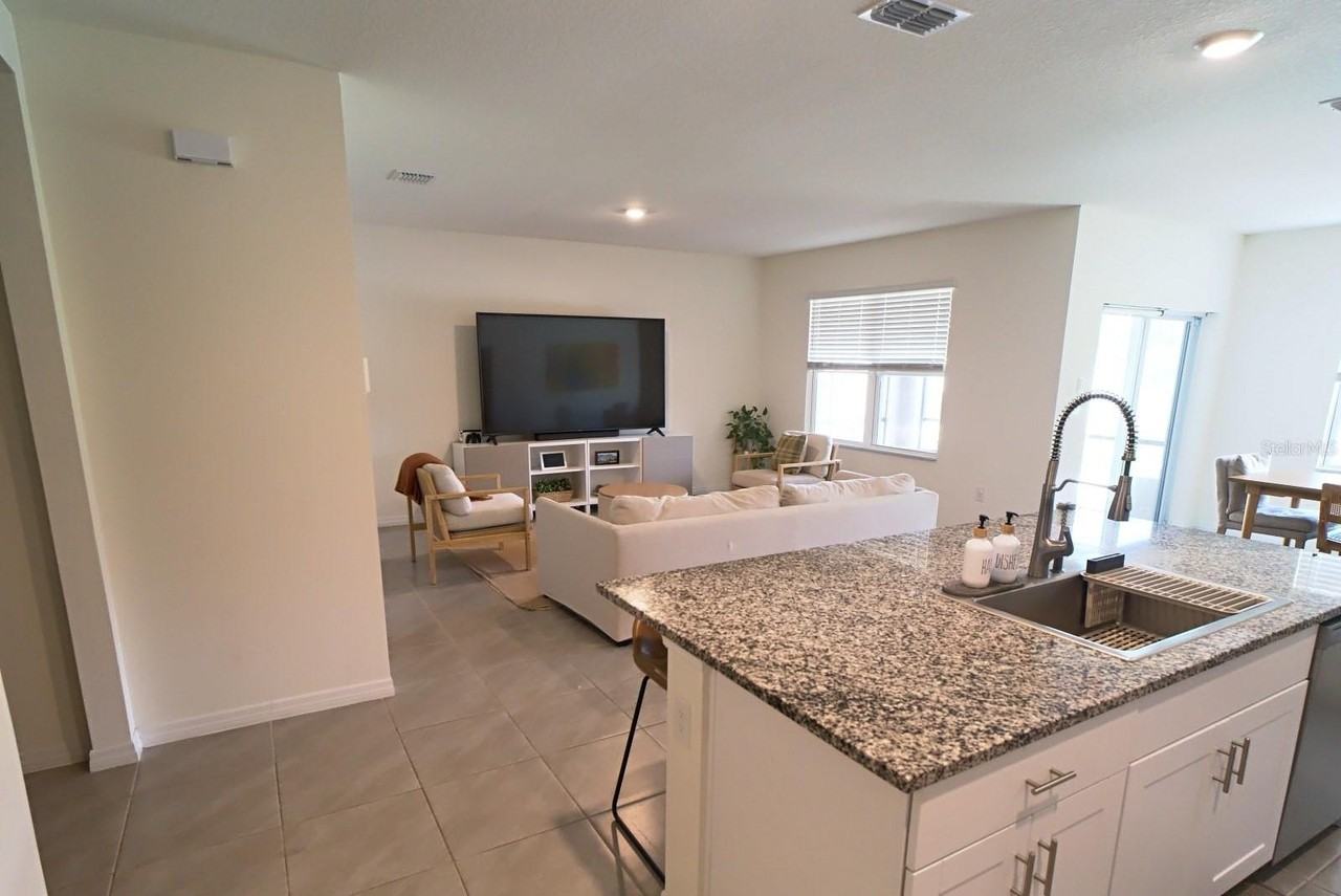 5667 Anders Way - Photo 7 of 23