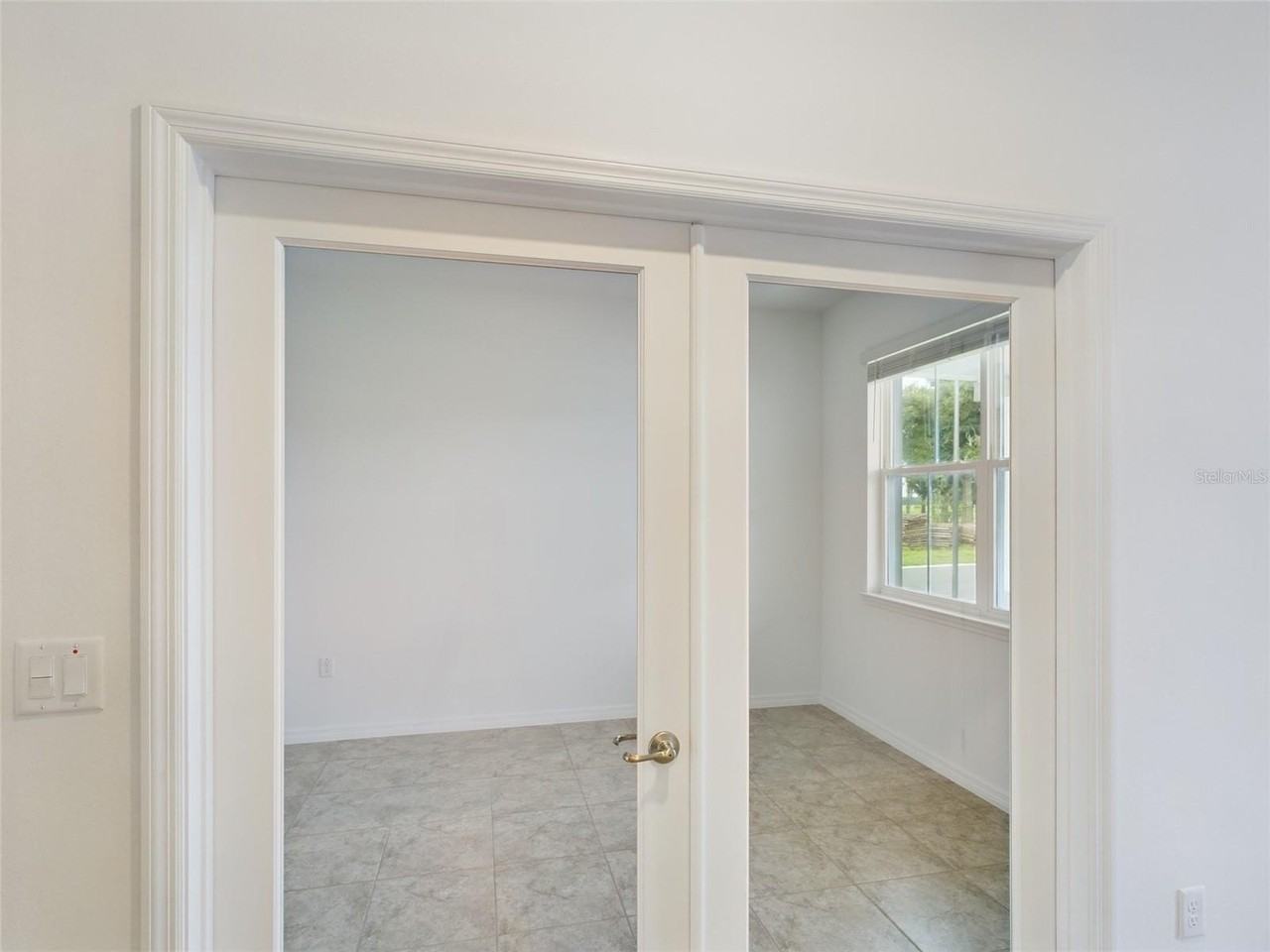 7707 Sw 58th Pl - Photo 5 of 29
