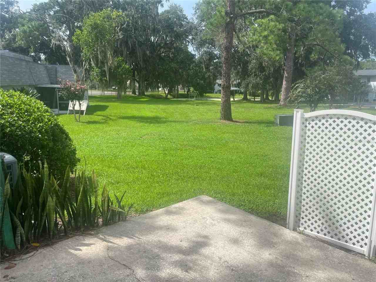 1571 Se 27th St #A - Photo 3 of 16