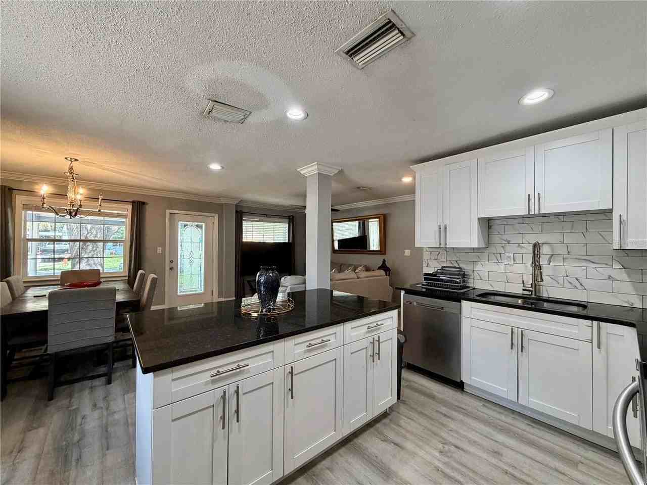 3926 W Cherry St - Photo 6 of 24