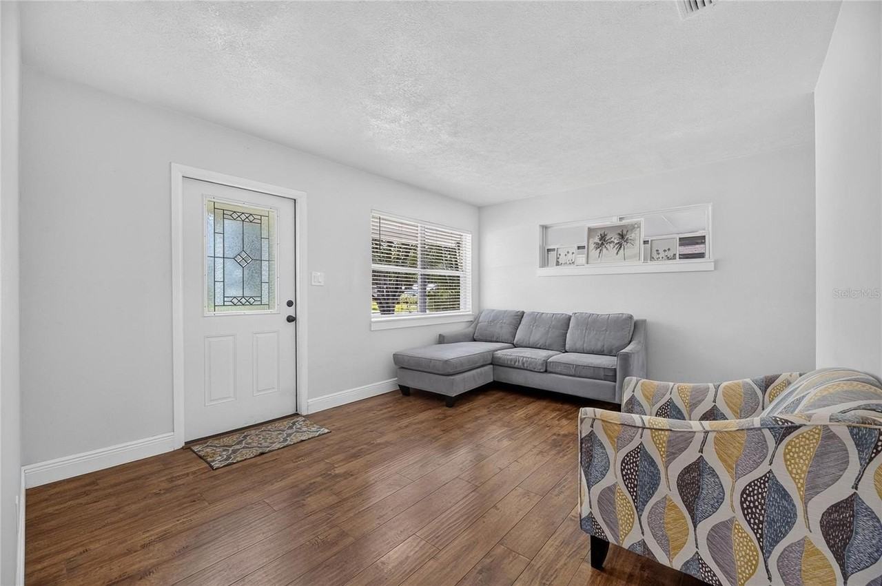 4421 W Iowa Ave - Photo 7 of 40