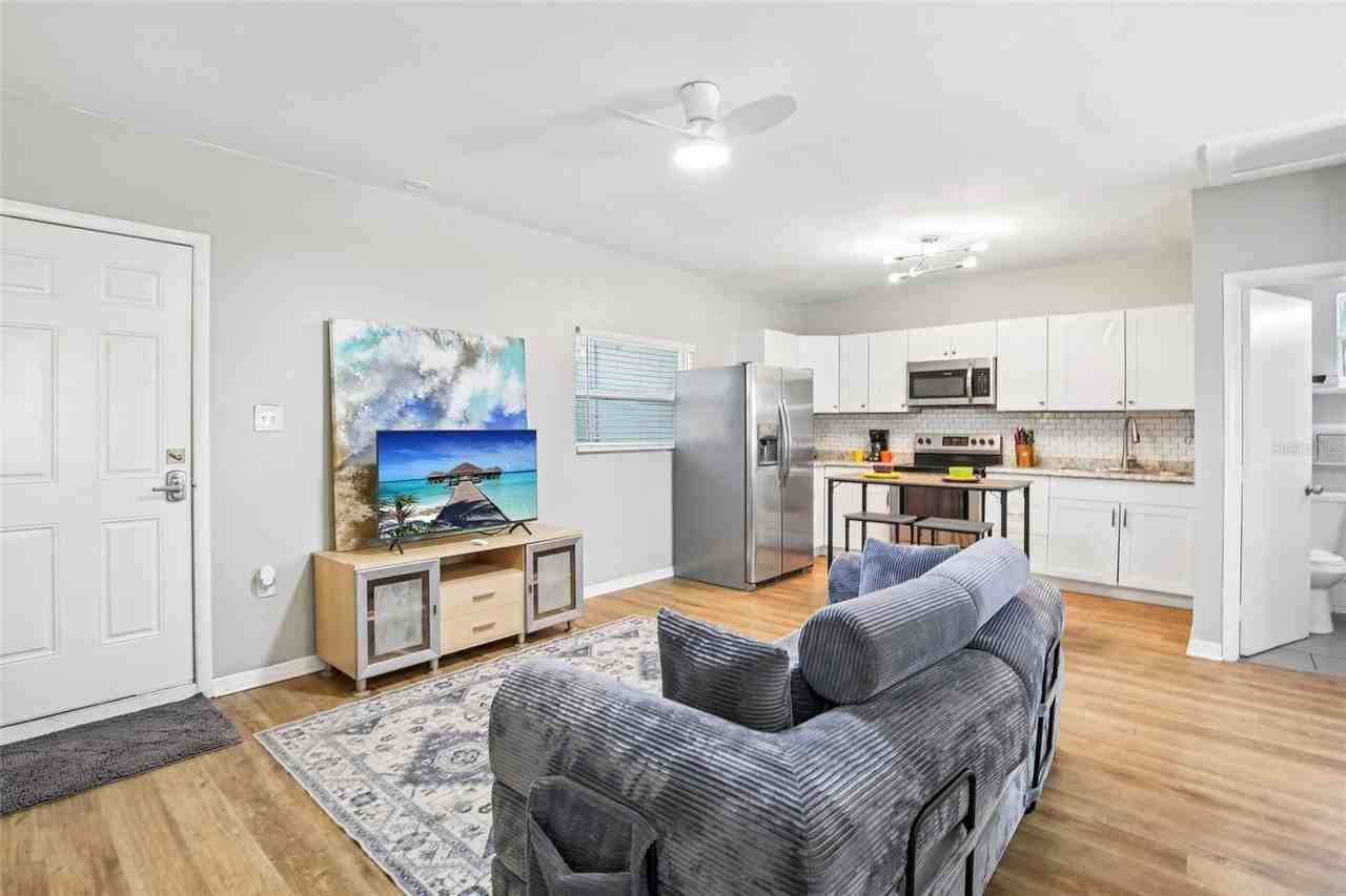 5134 9th Ave S - Photo 3 of 22