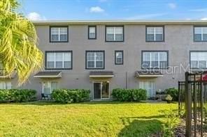 2512 Lexington Oak Dr - Photo 2 of 28