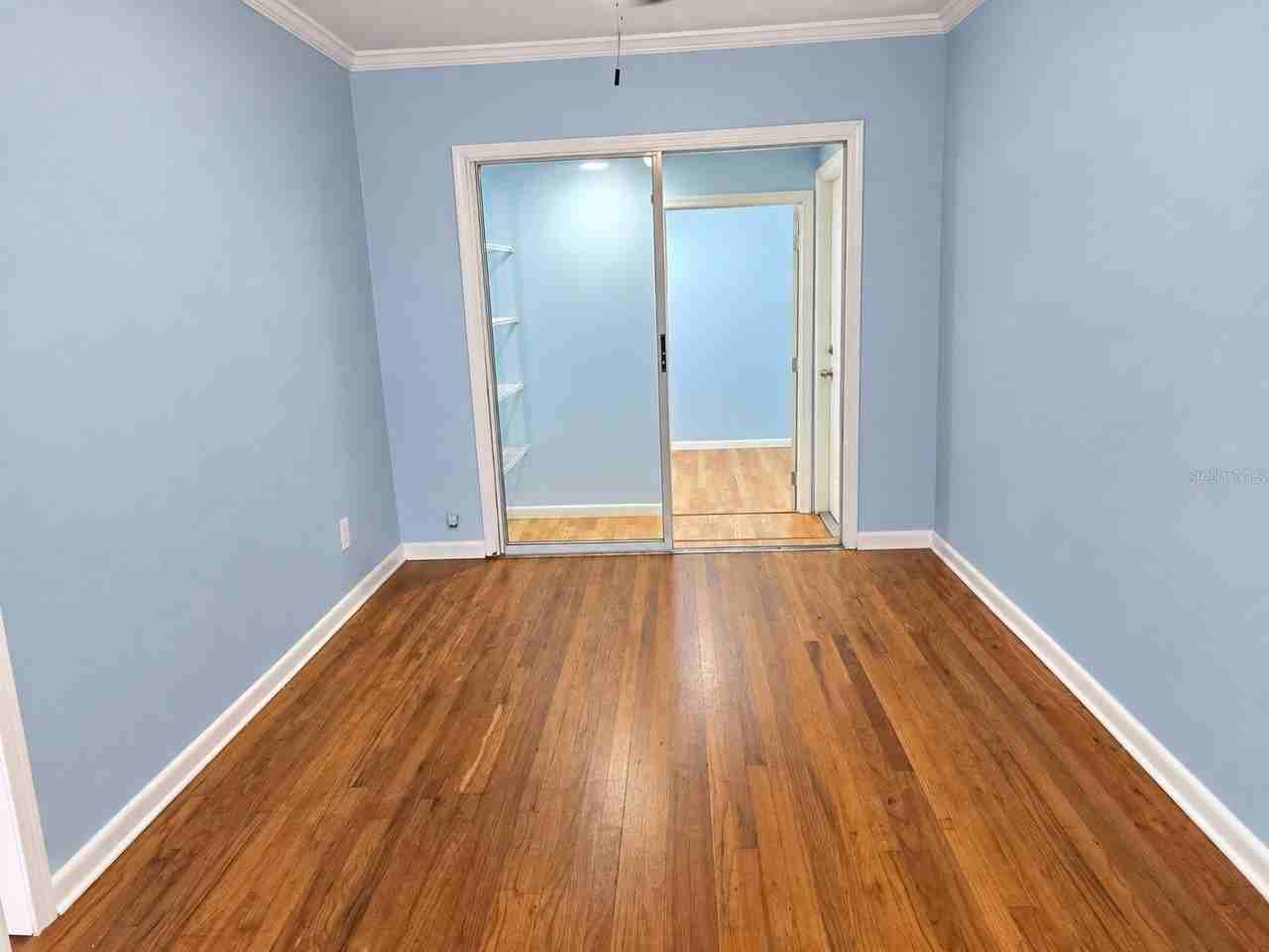806 W West St - Photo 5 of 22