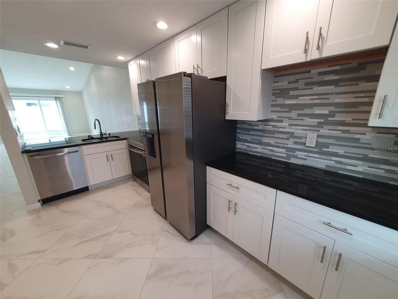 1817 Orange Boulevard Way - Photo 2 of 11