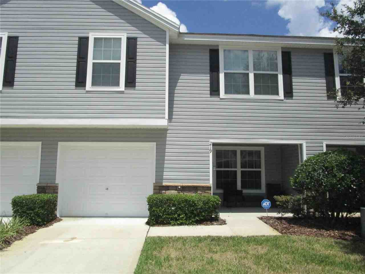 219 Woodknoll Pl