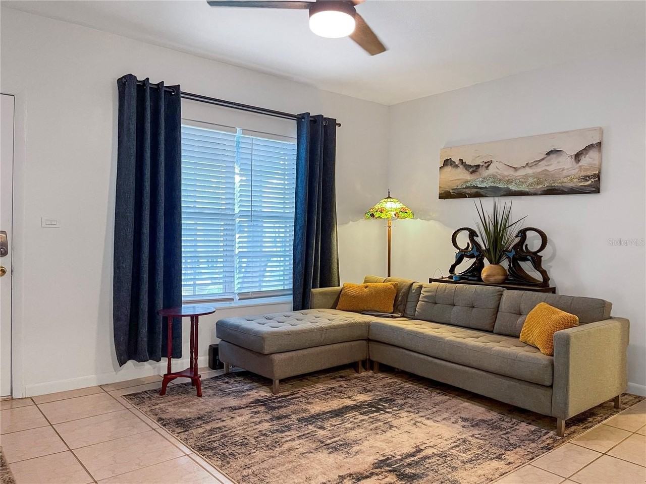 2310 Nw 97th St - Photo 4 of 25