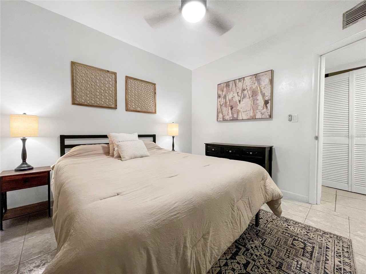 2310 Nw 97th St - Photo 7 of 25