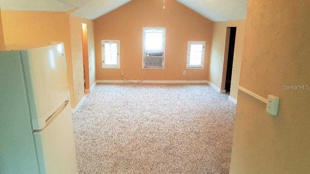 1411 E New York Ave - Photo 6 of 11