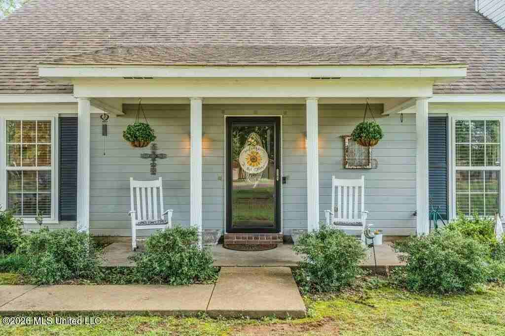 108 Countryside Ln - Photo 2 of 34