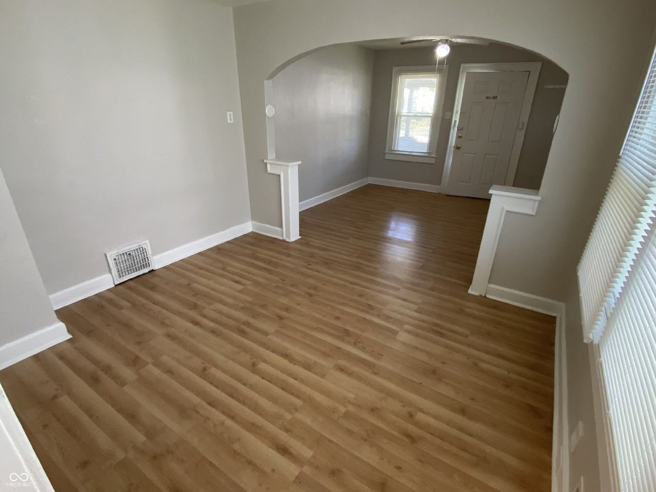 1533 Kappes St - Photo 5 of 14