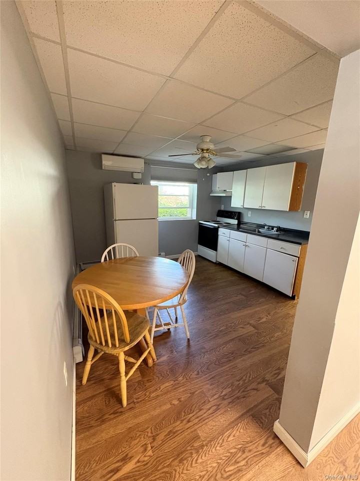 6 Wadsworth Ave - Photo 6 of 12