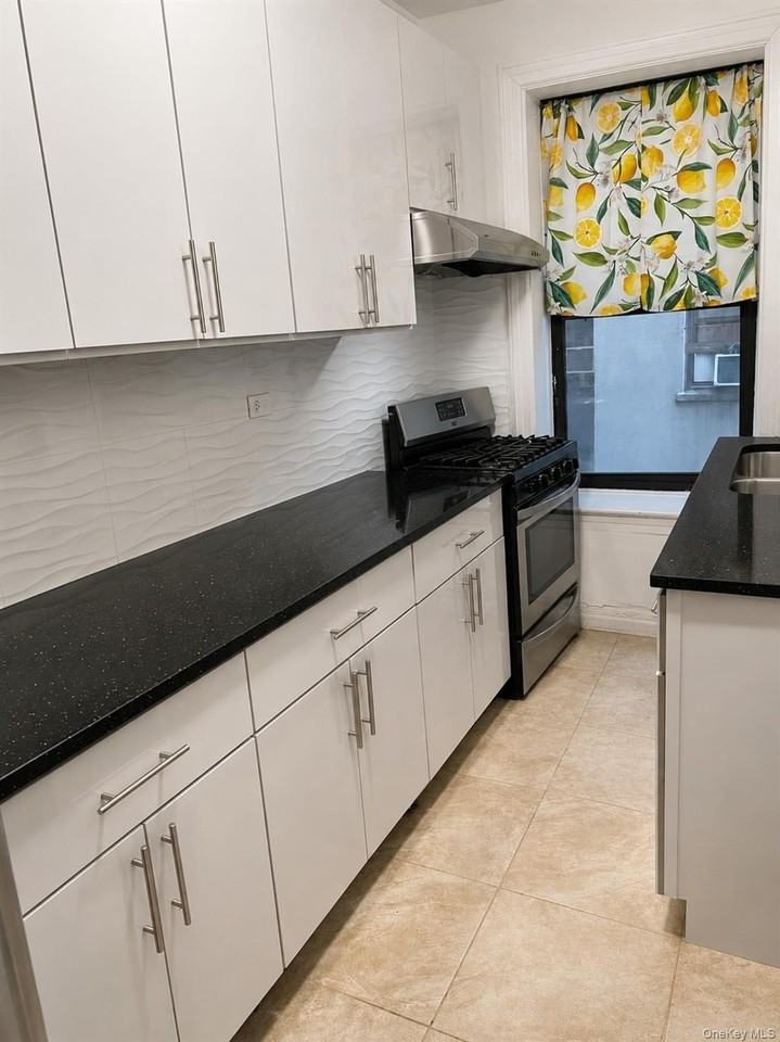 8384 116th St #1J - Photo 7 of 13