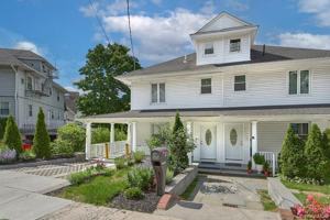 featured image of 16 Park Ave #1