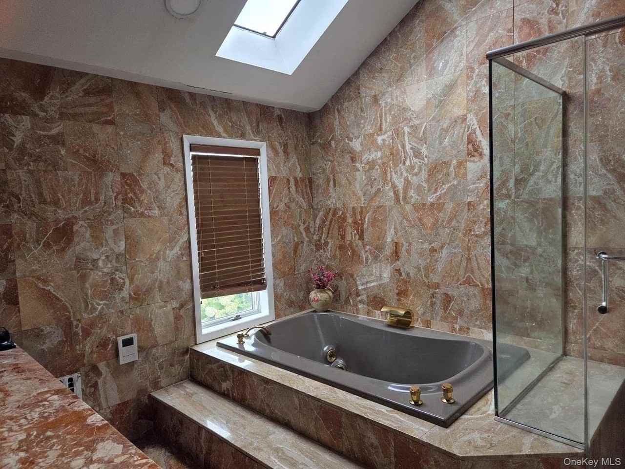 541 Cedarwood Dr - Photo 5 of 14
