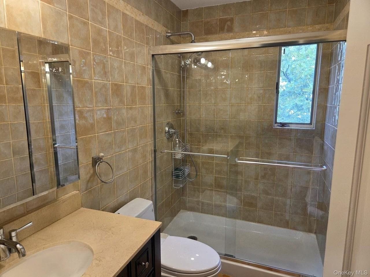 541 Cedarwood Dr - Photo 7 of 14