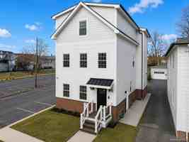 featured image of 9 Lagrange Ave #2