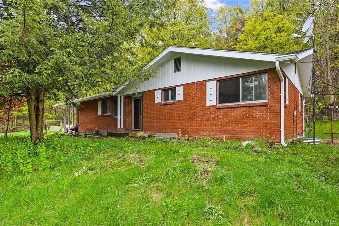 564 Kirbytown Rd - Photo 2 of 36