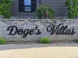 featured image of Doges Promenade #2A