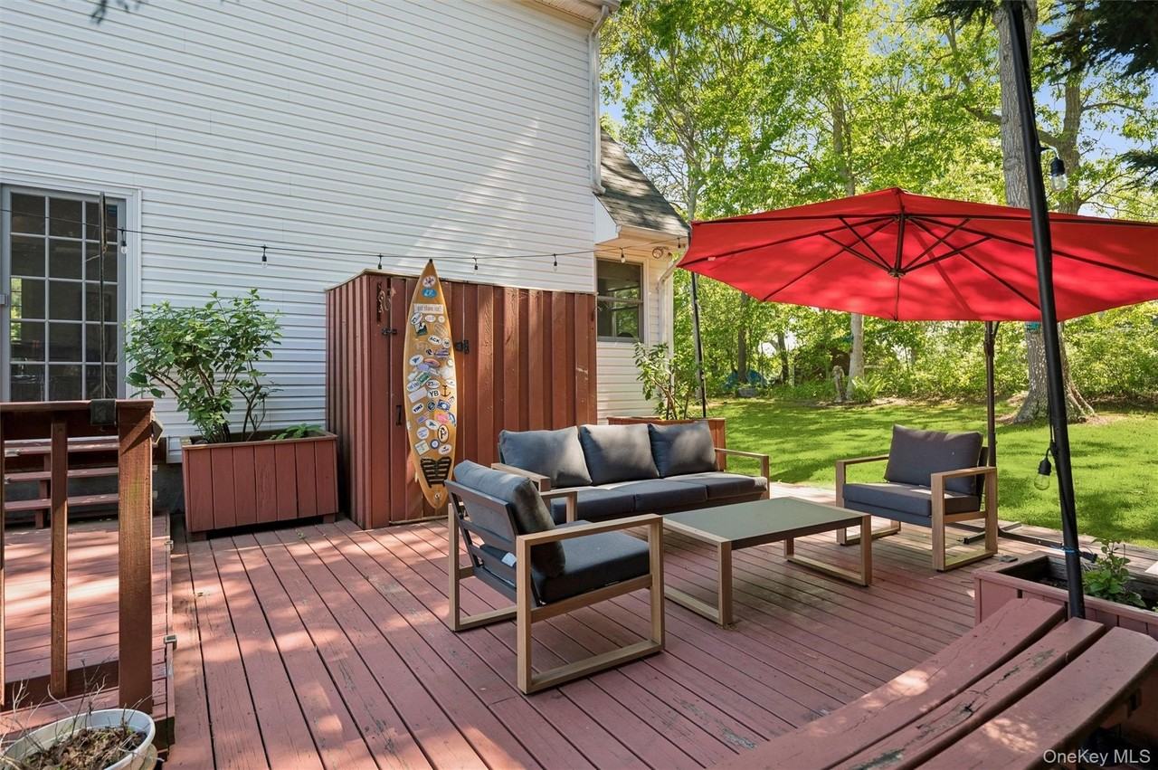58 Ocean Ave - Photo 5 of 21