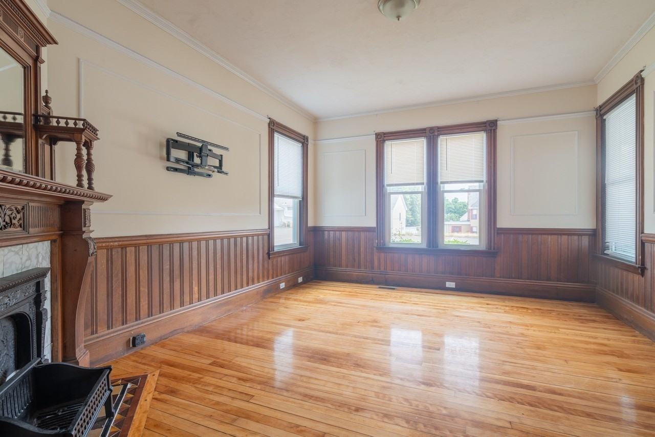 60 Congress St #1 - Photo 5 of 21