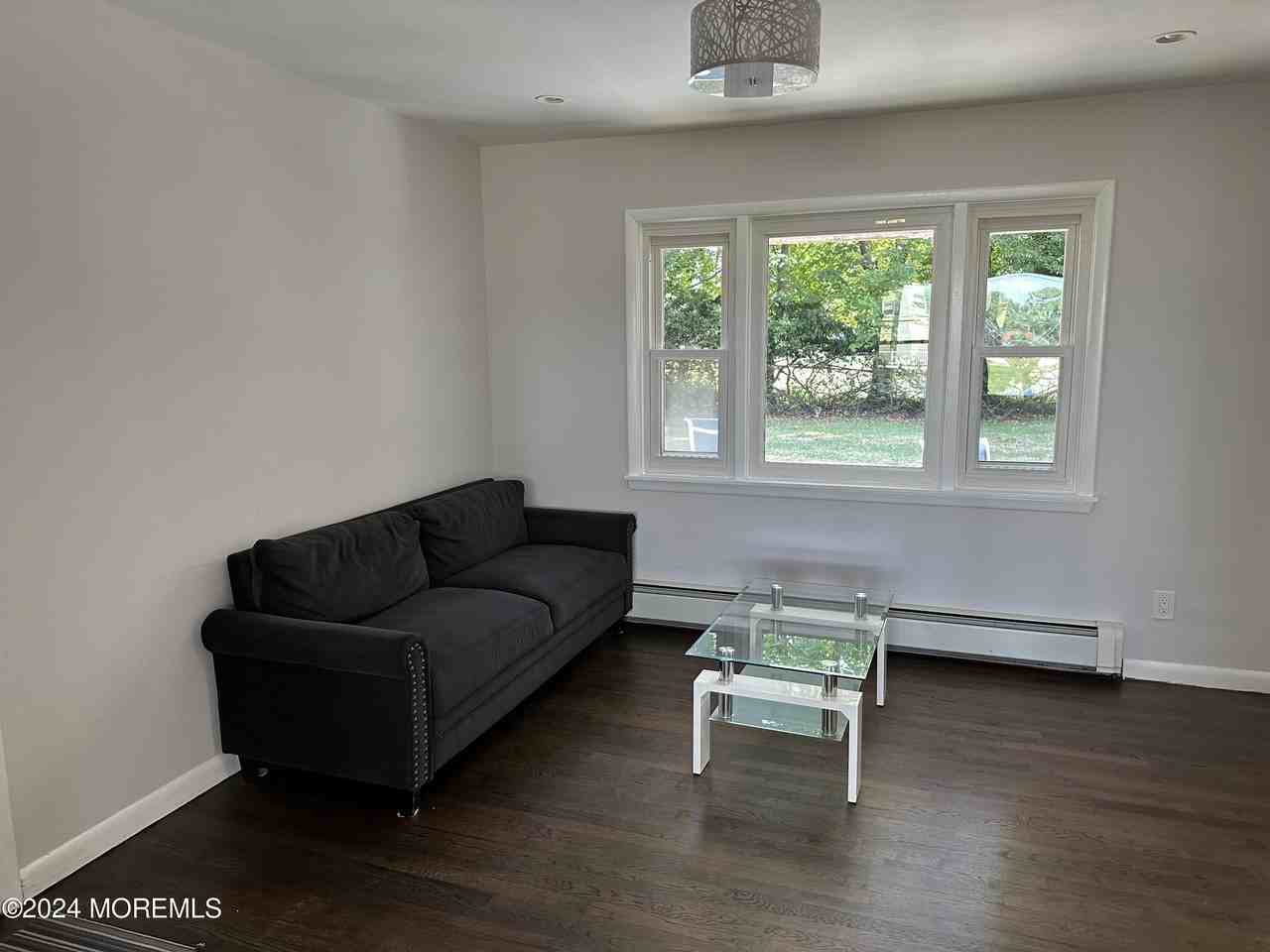 368 Highland Ave - Photo 5 of 13