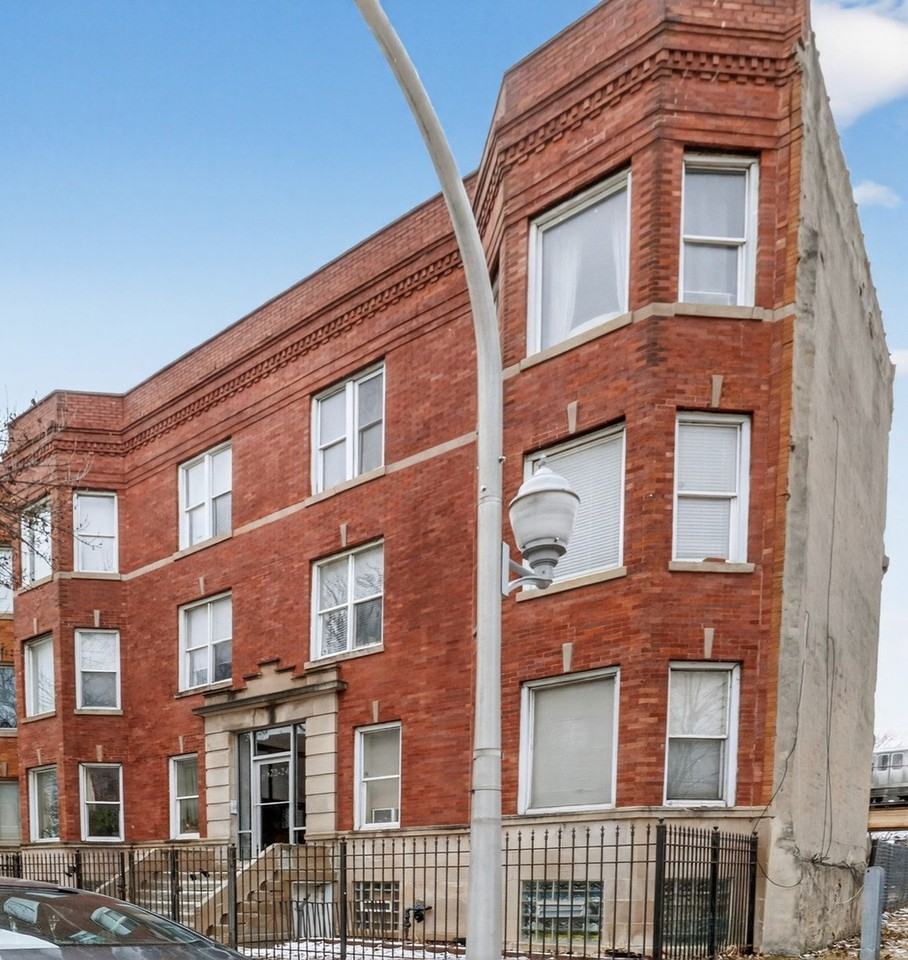 4622 S Calumet Ave #3S - Photo 2 of 35