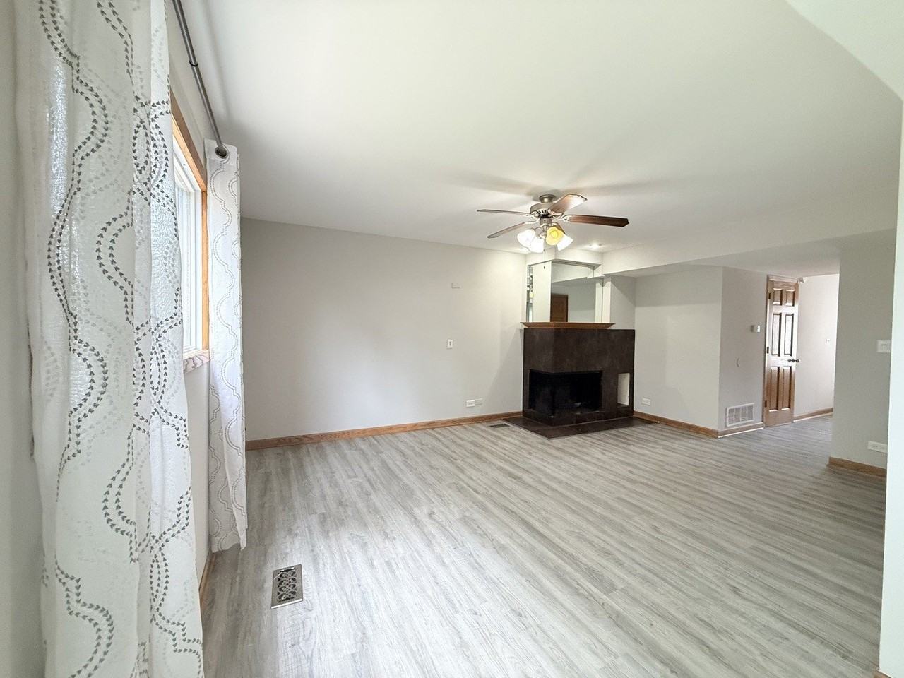 229 Juniper Ln #229 - Photo 5 of 28