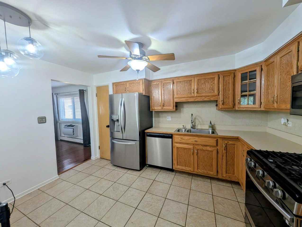 800 Washington Blvd #305 - Photo 4 of 18