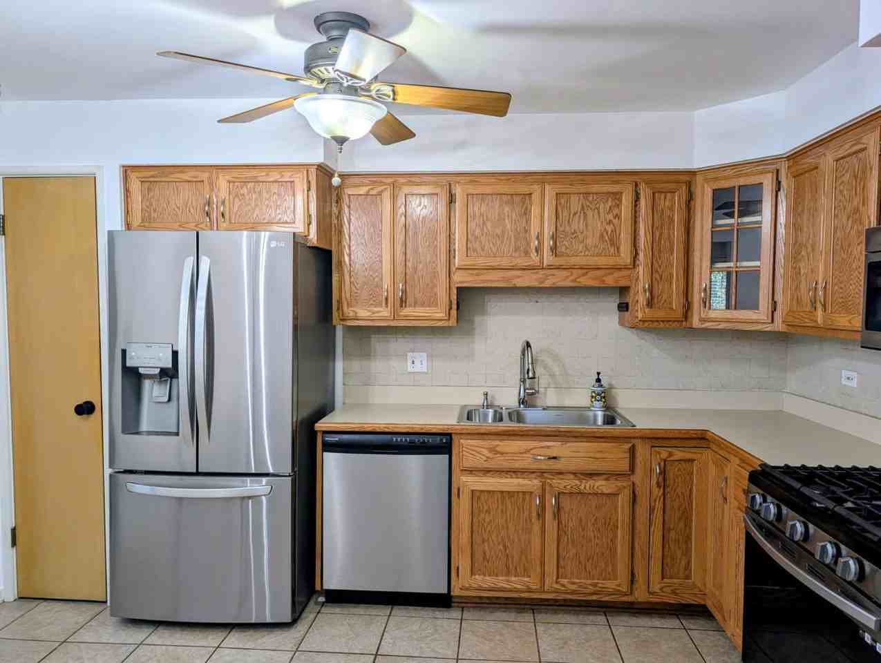 800 Washington Blvd #305 - Photo 5 of 18